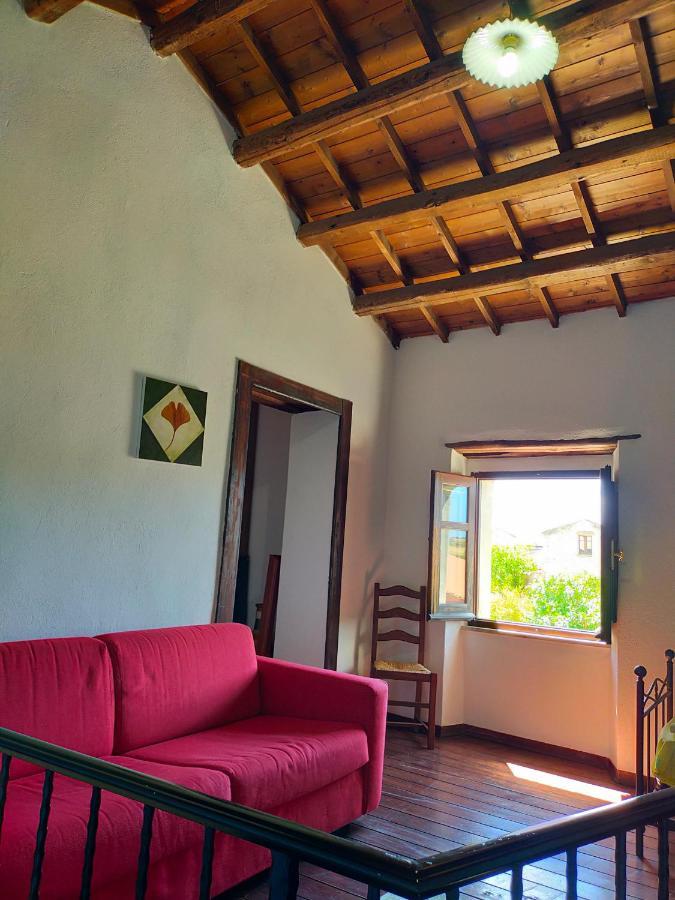 Domus De Jara - Casa Montis Apartment Baradili Bagian luar foto